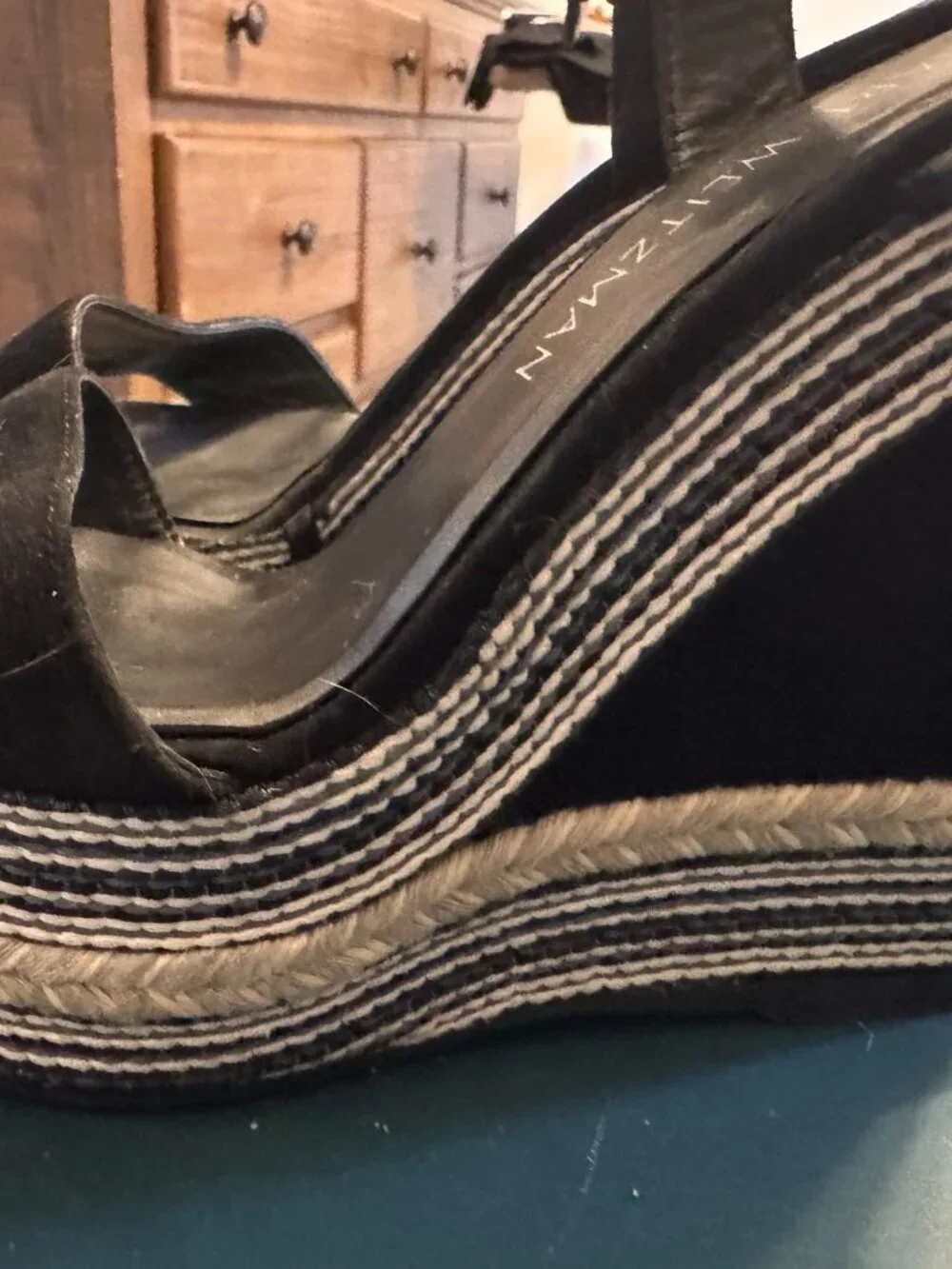 Women's Stuart Weitzman Black Velvet Platform Sandals Size 6.5 - Picture 5 of 10
